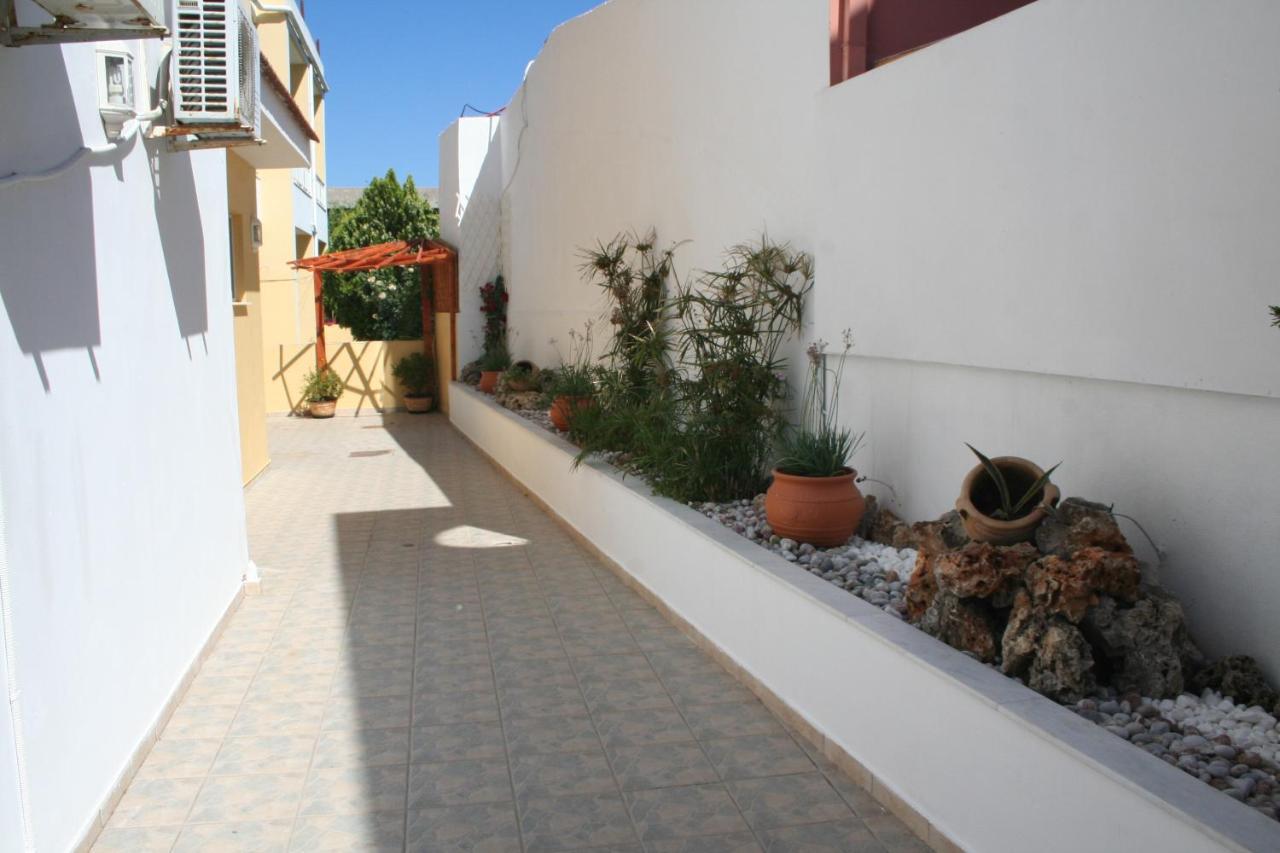 Pantheon Deluxe Apartments Archangelos  Eksteriør bilde
