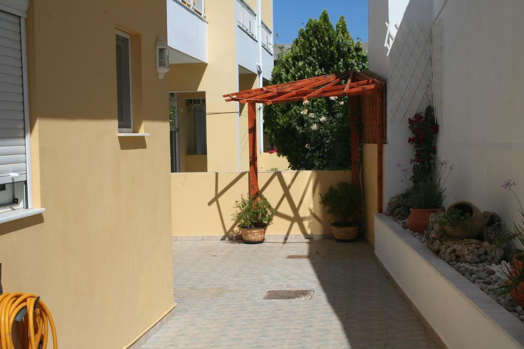 Pantheon Deluxe Apartments Archangelos  Eksteriør bilde