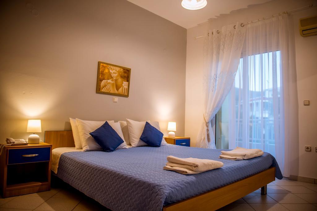Pantheon Deluxe Apartments Archangelos  Eksteriør bilde